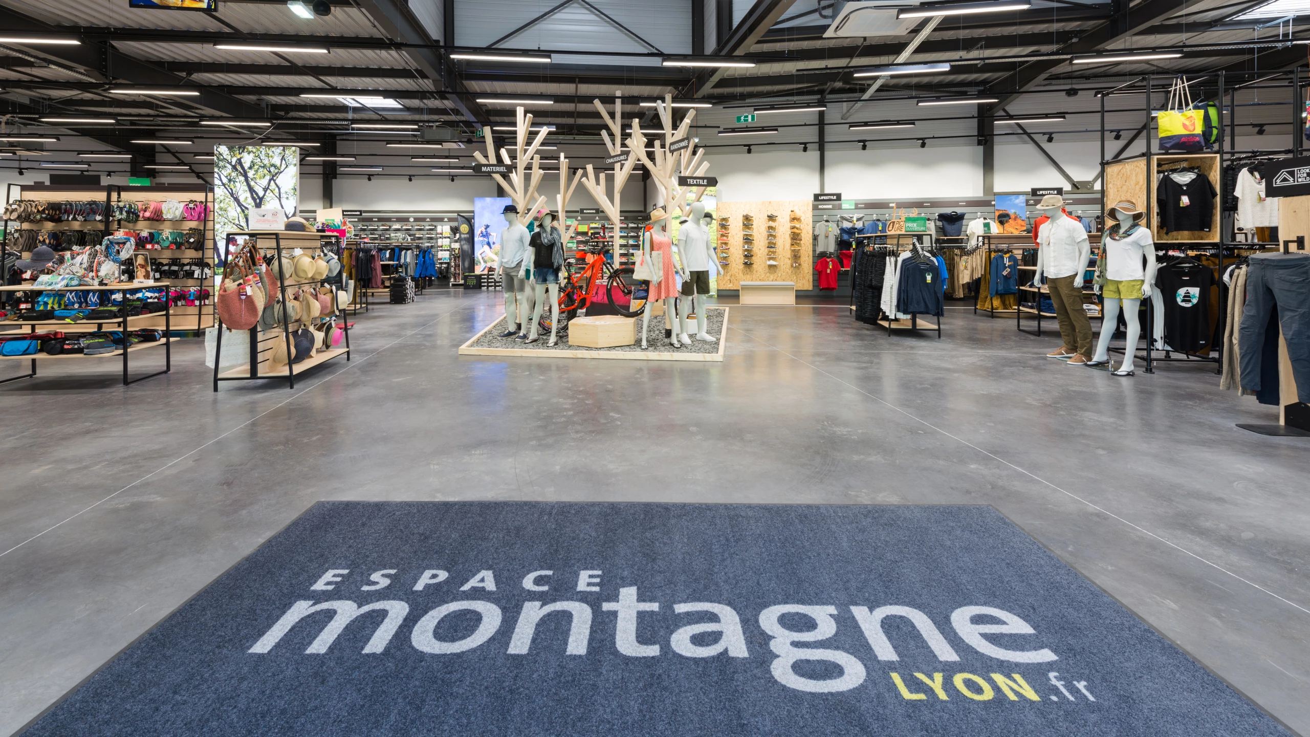 Magasin Espace Montagne Francheville